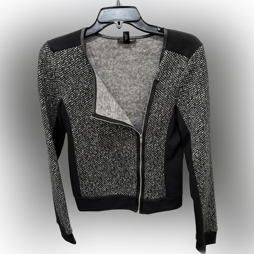 Sweater/ Jacket - Picture 2 of 3